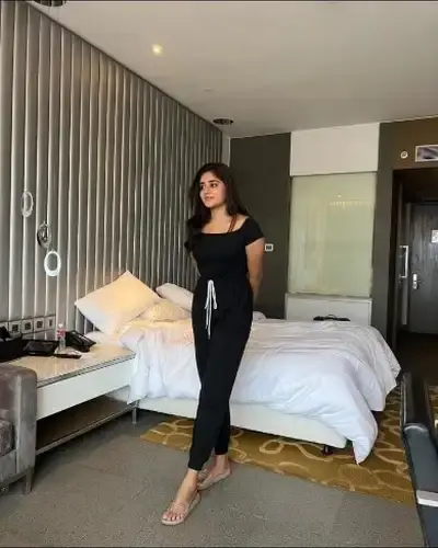 Call Girls Service in Sutrapada